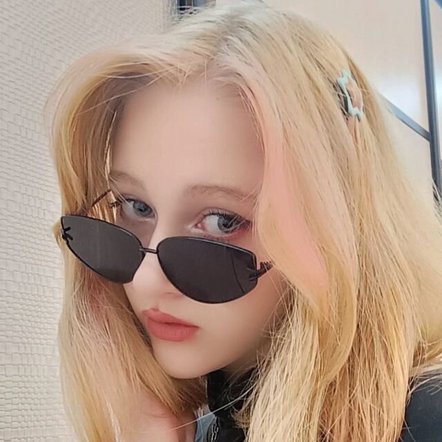  ,   Lina, 20 ,   