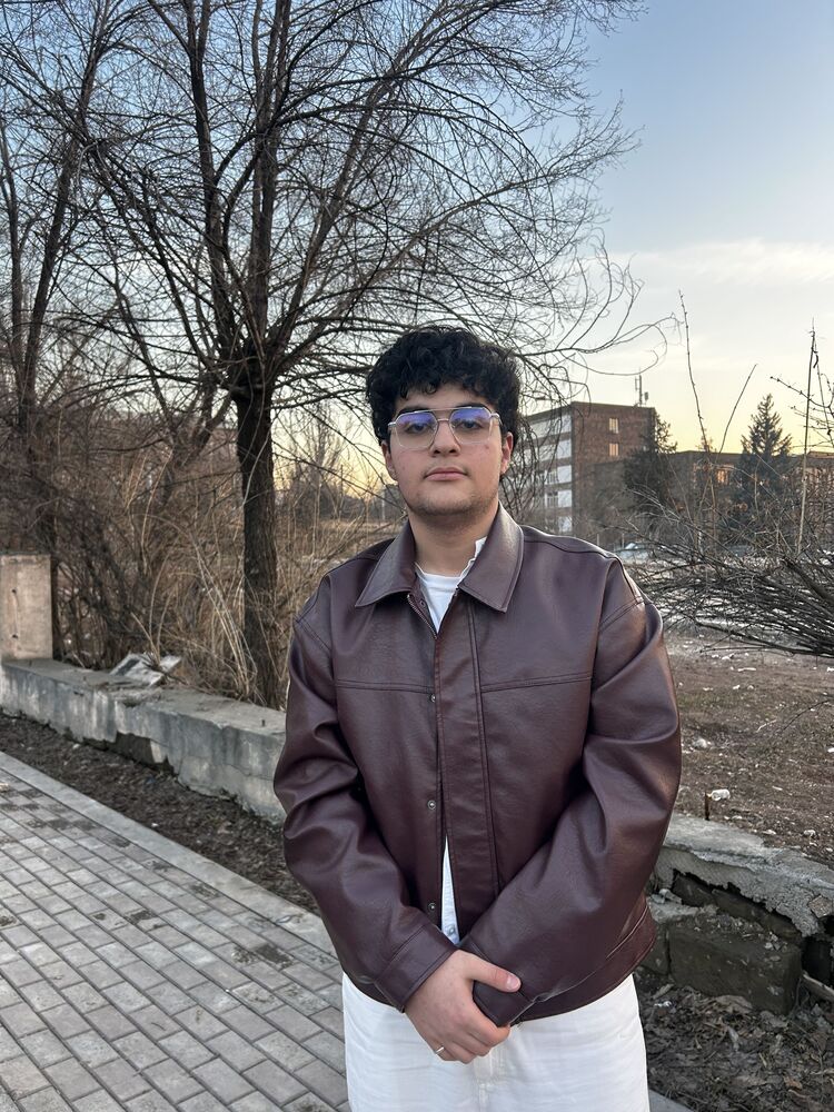 ���� 55766290 ����� Hayk, 25 ���, ���� ���������� � �������