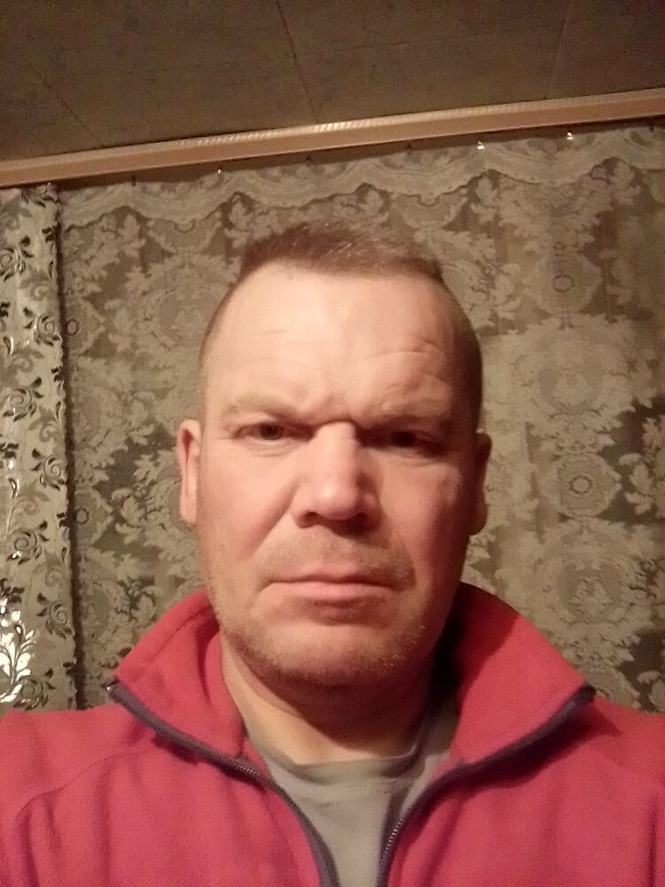  34468400  Petr, 53 ,    