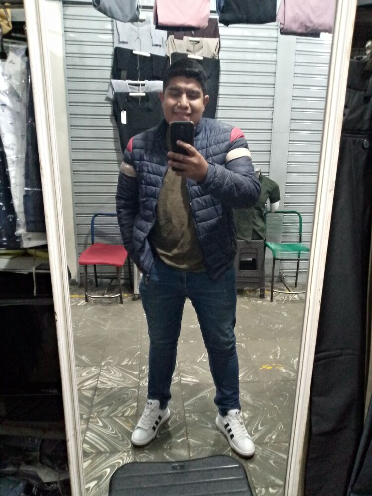  48235440  Jhonatan, 27 ,    ----