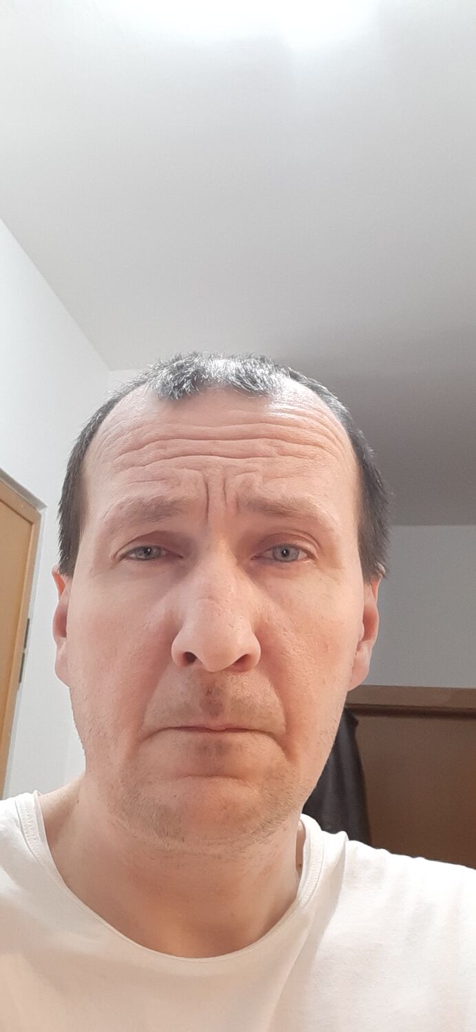  24714990  , 44 ,    