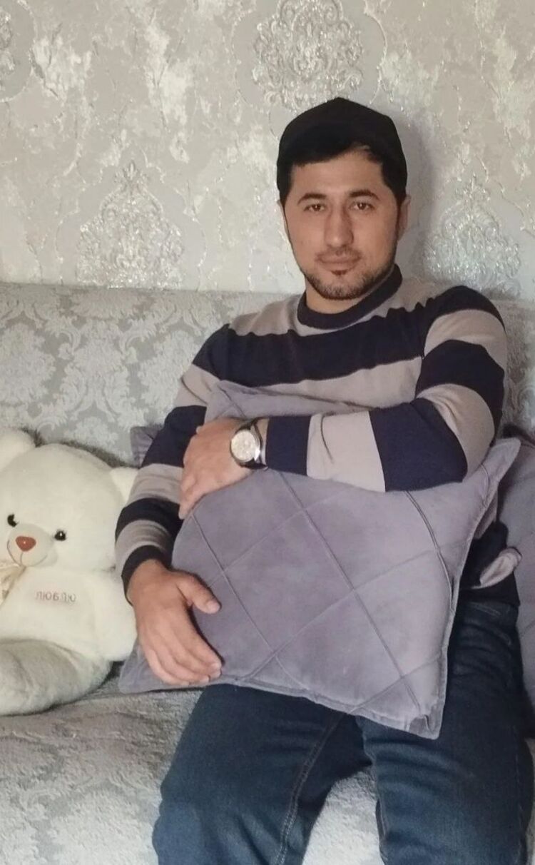  49670980  Sultan, 26 ,    