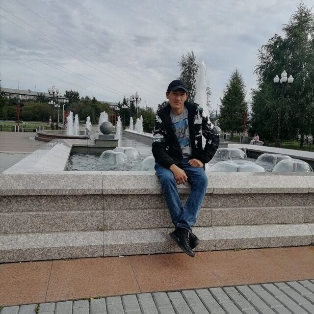  ,   Farruh, 27 ,   ,   