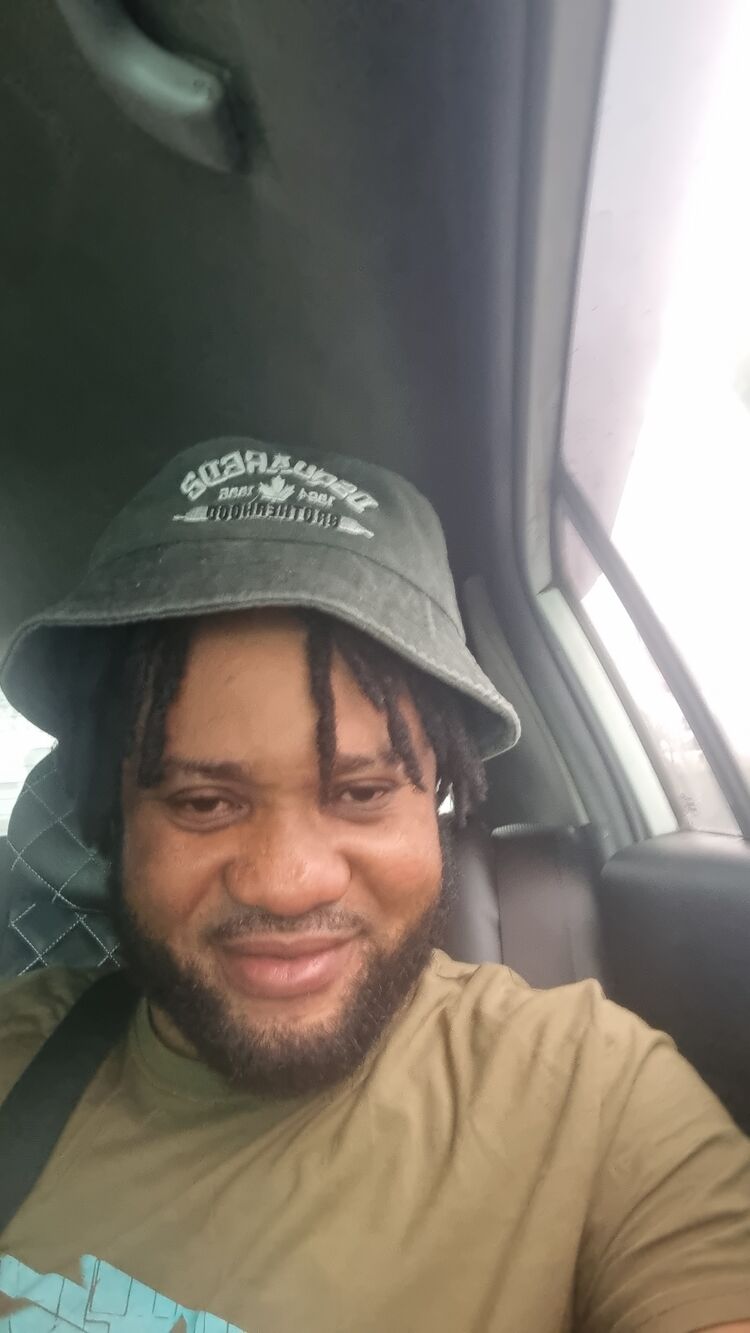  ,   Chris, 43 ,   ,   