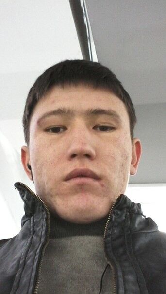  ,   Alisher, 33 ,  