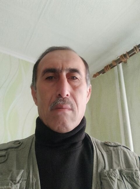  ,   Nazar, 61 ,   ,   