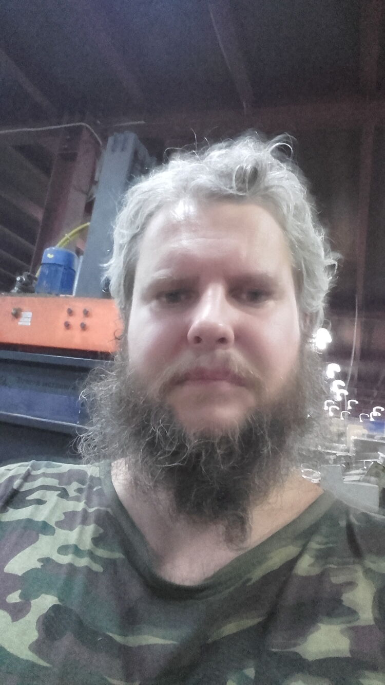  30927930  Andrew, 47 ,    