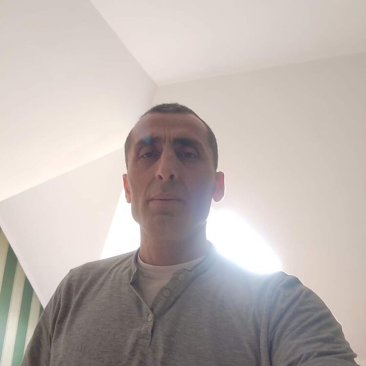  23876330  , 49 ,    