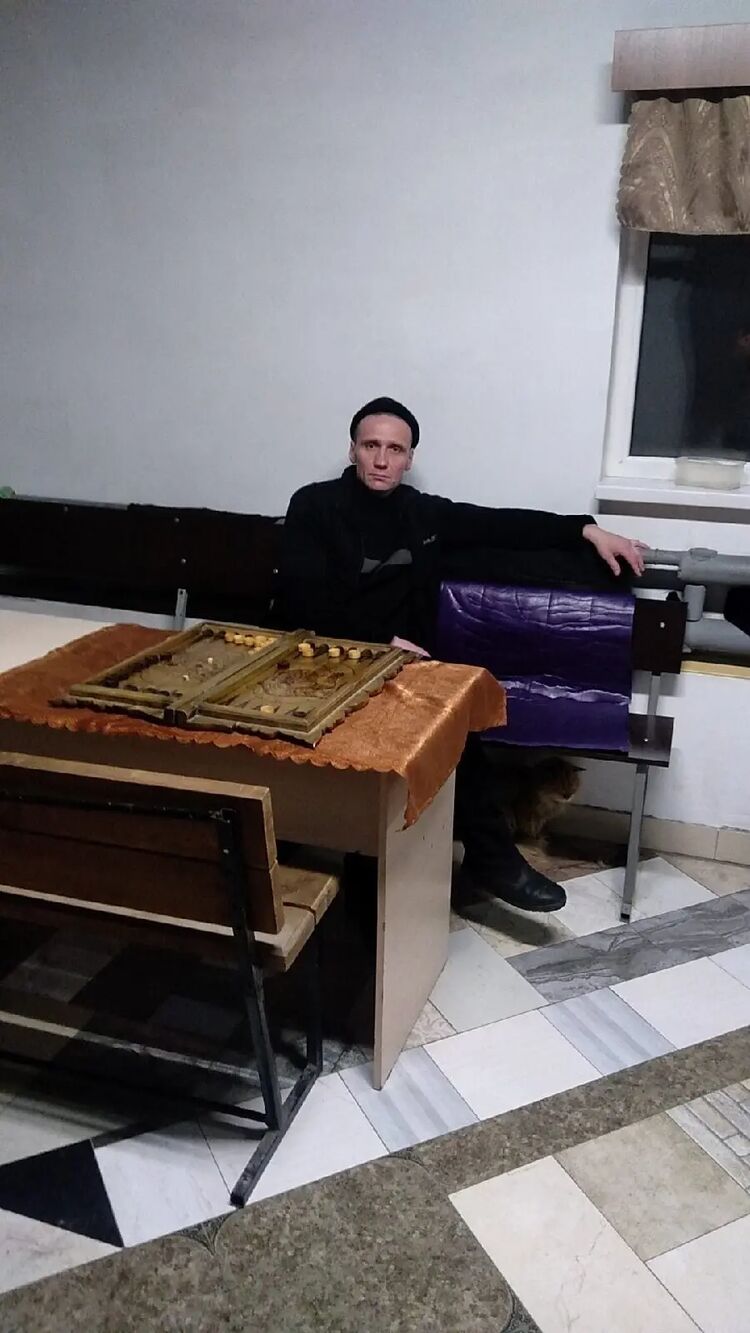  --,   , 41 ,   c 