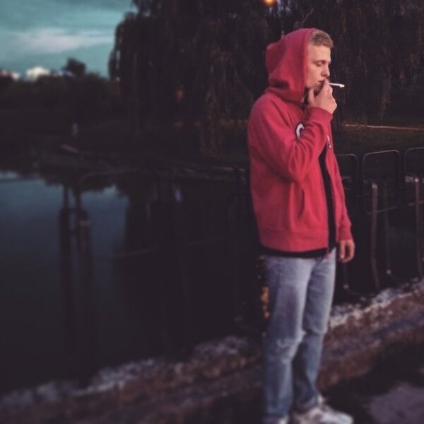  15431370  Dima, 26 ,    