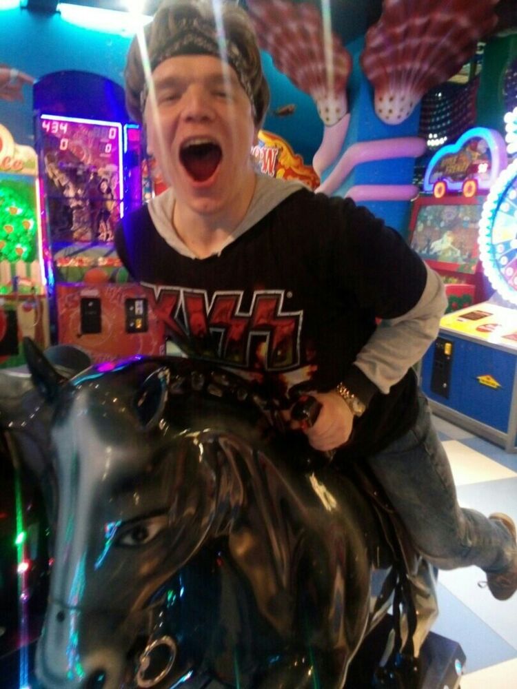 ���������� ������, ���� ������� Name, 32 ����, ������������ ��� ������