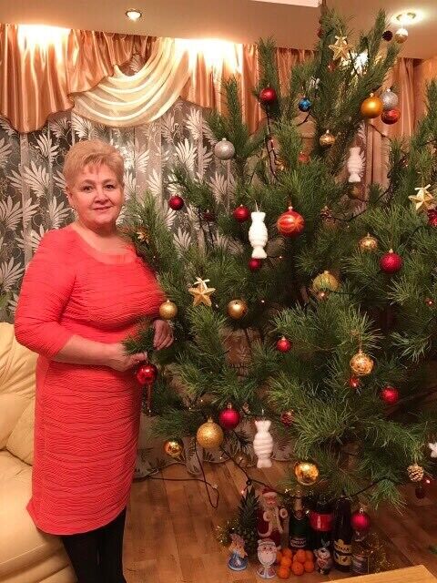  22236630  Teresa, 64 ,    