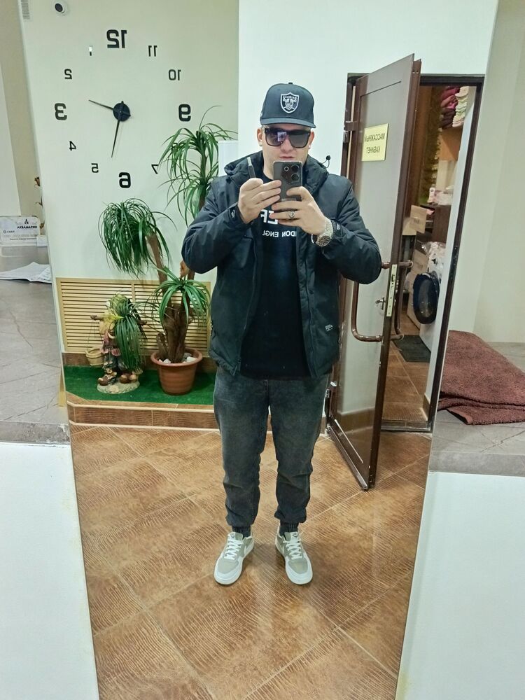  47406530  , 32 ,    