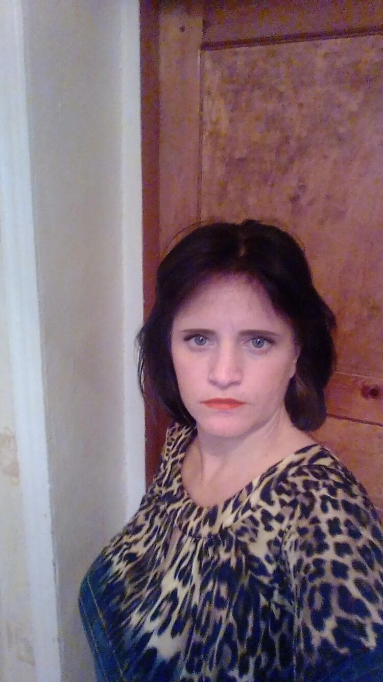  ,   Olga, 42 ,     