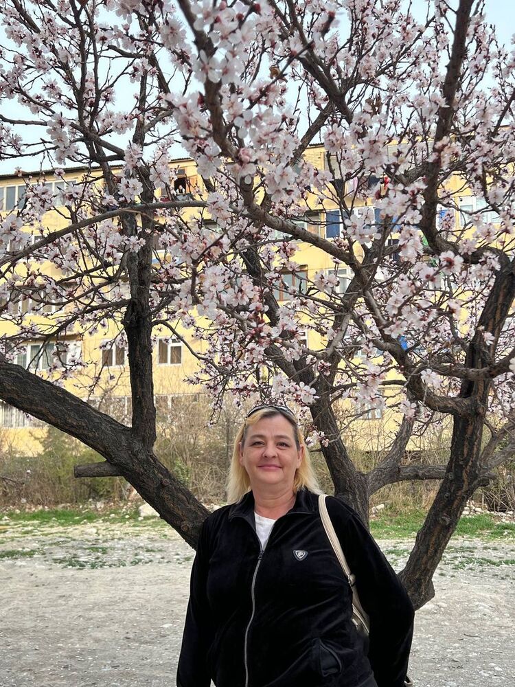  42472130  Natalya, 49 ,    