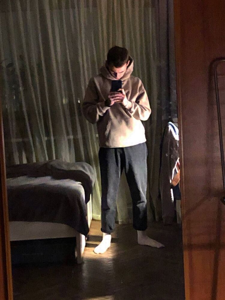  49402990  , 21 ,    -