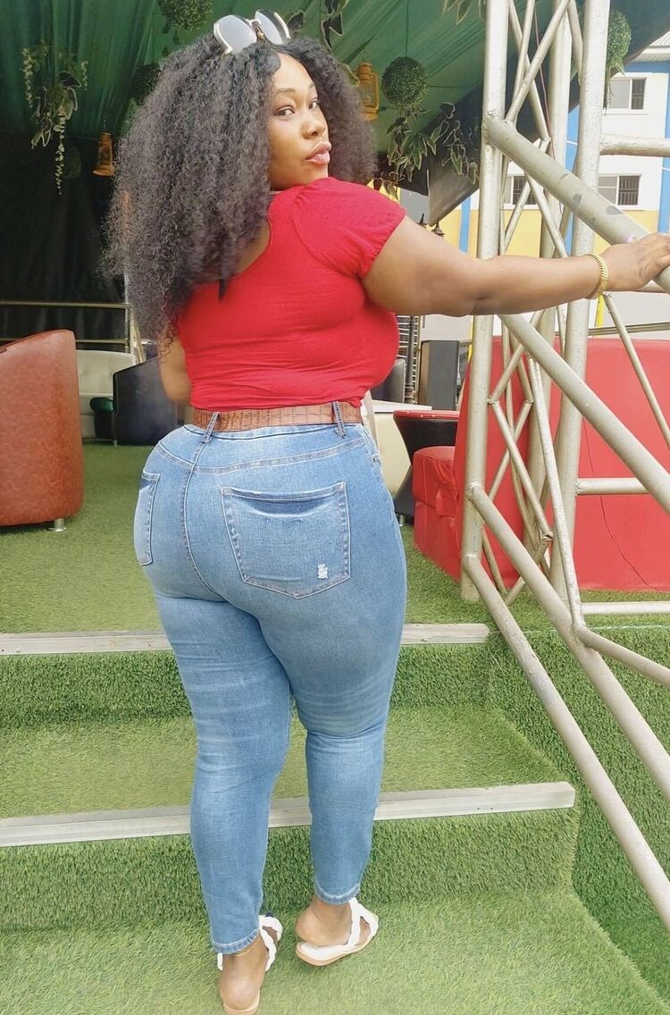  Umuahia,   Kim, 28 ,     , c 