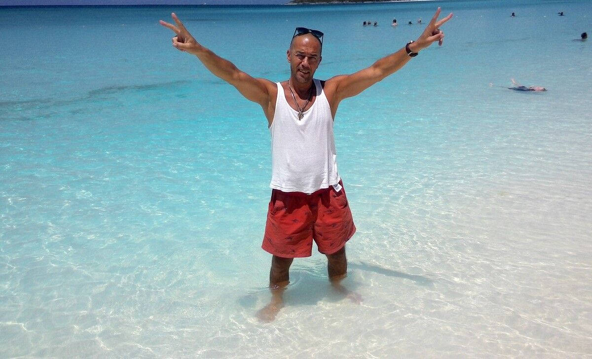  ,   Igor, 45 ,   