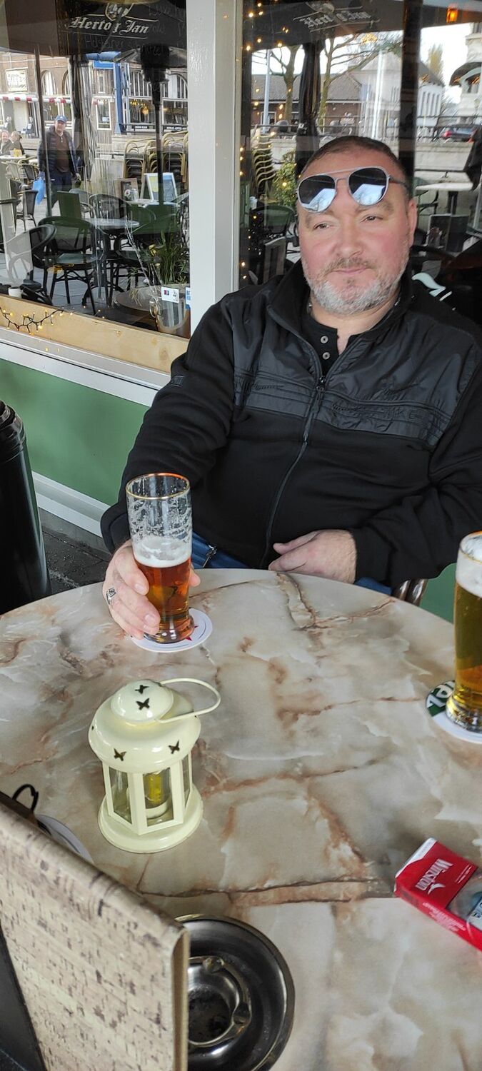  26069300  DEDIDZMA, 47 ,    Vlaardingen