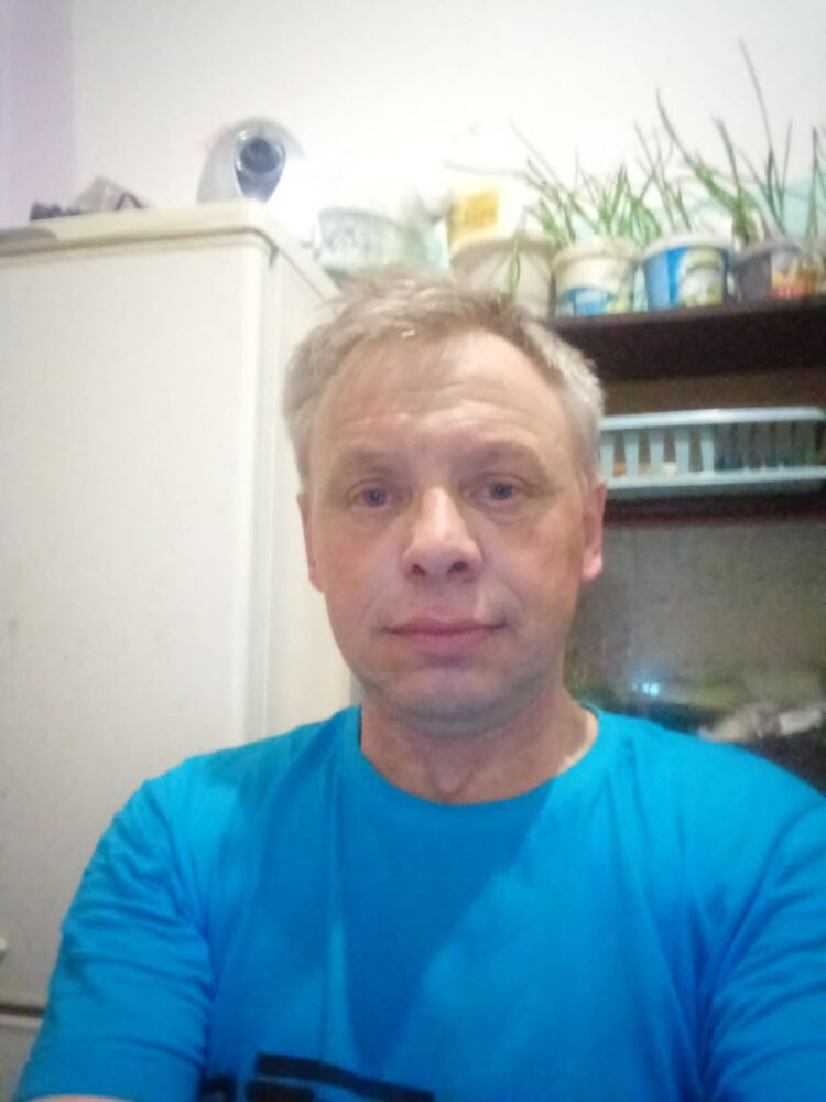  40285540  , 52 ,    