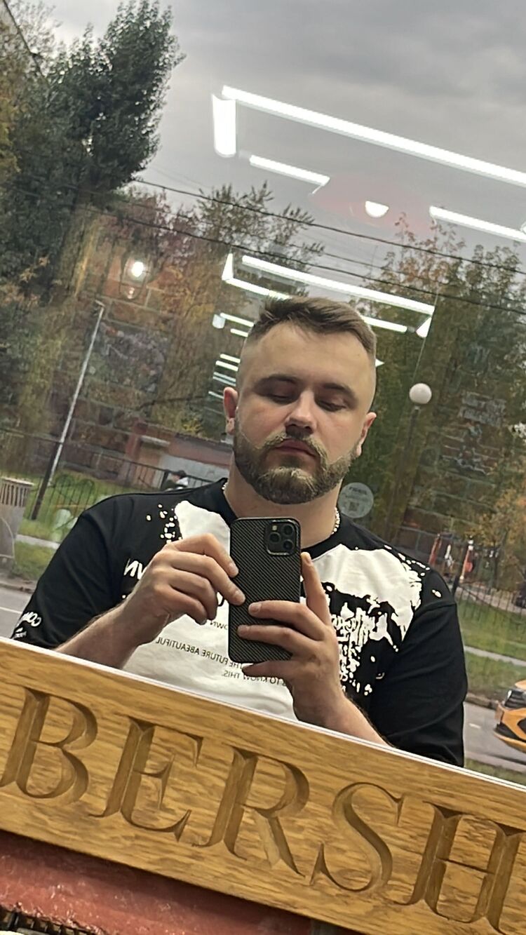  35706350  Bobi, 31 ,    
