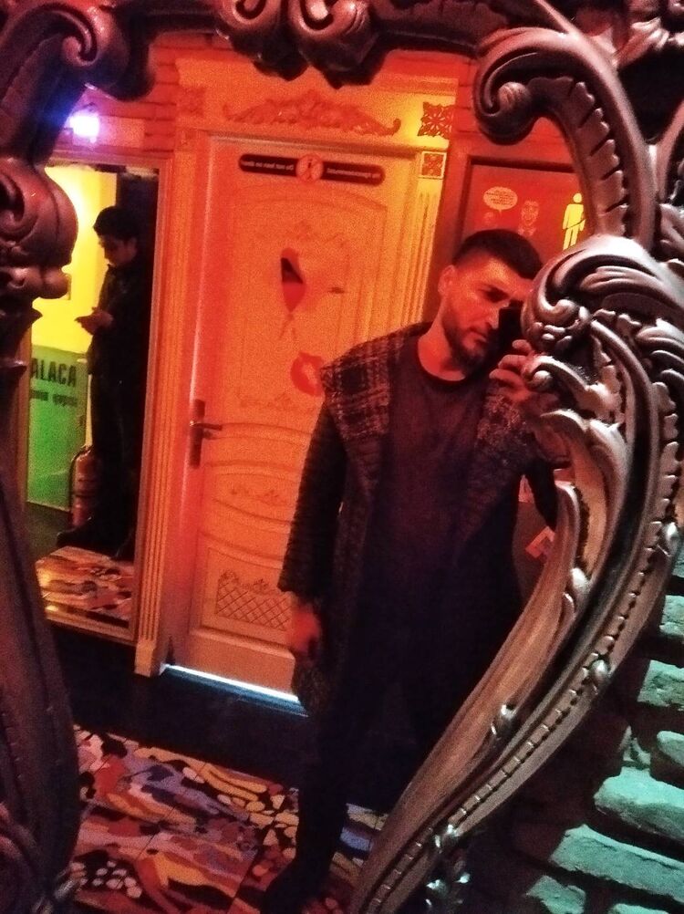  ,   Elnur, 35 ,   ,   