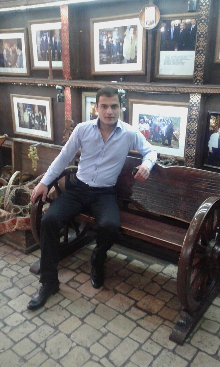  10763970  Gor, 37 ,    