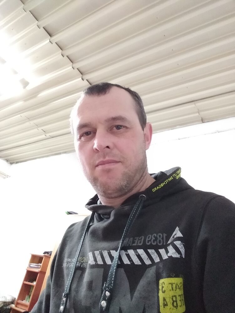  30241800  , 44 ,    