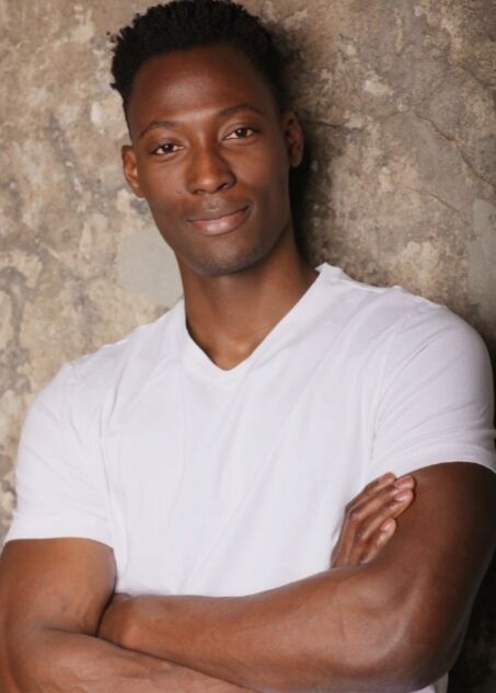  53993550  Mike, 22 ,    