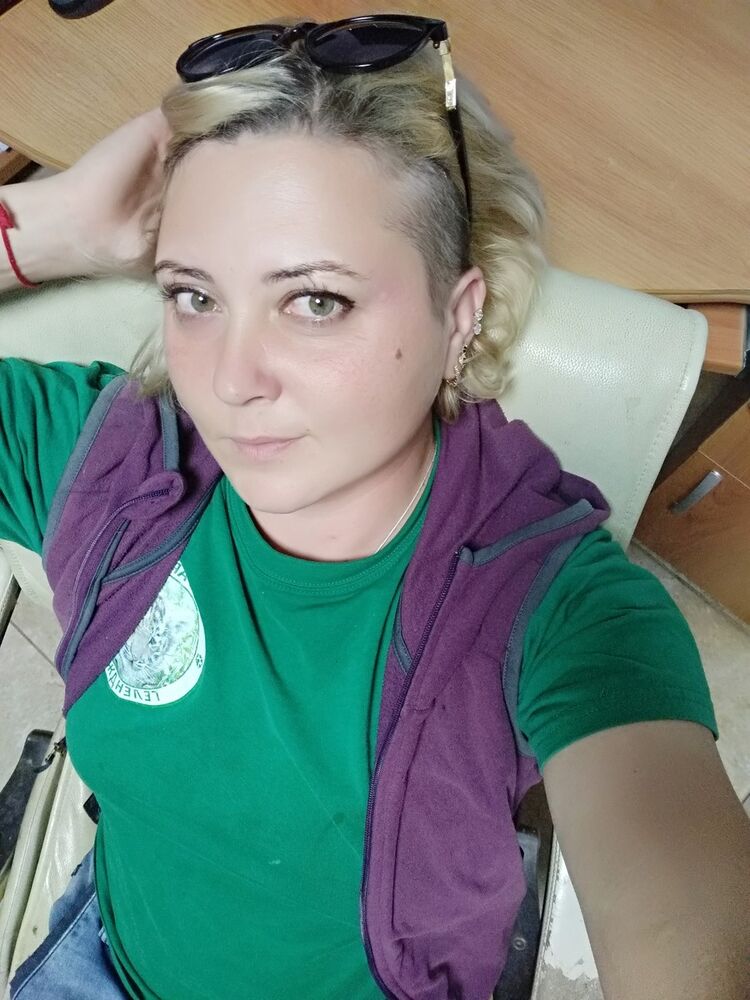  13722640  , 37 ,    