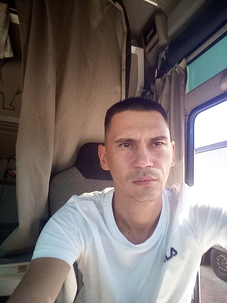  45435590  , 40 ,    