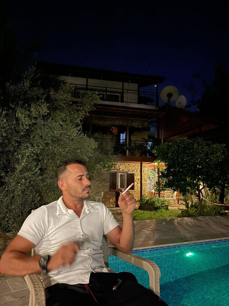  ,   Emrah, 29 ,   ,   