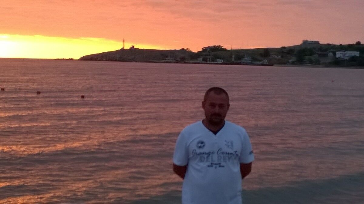  ٸ,   , 42 ,   