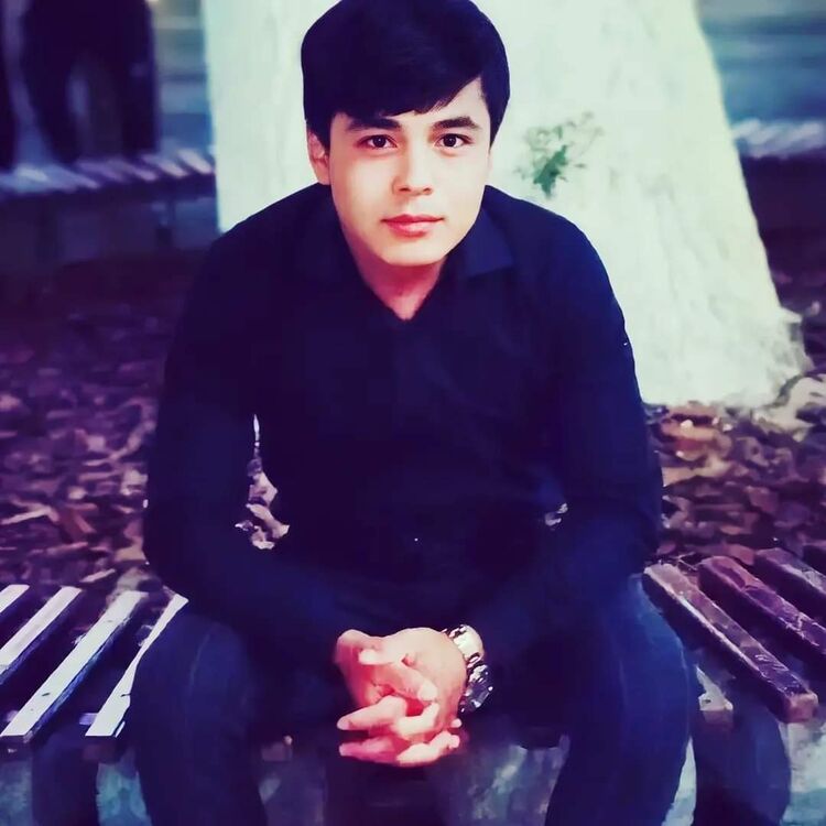  41969960  Avazkhuja, 23 ,    