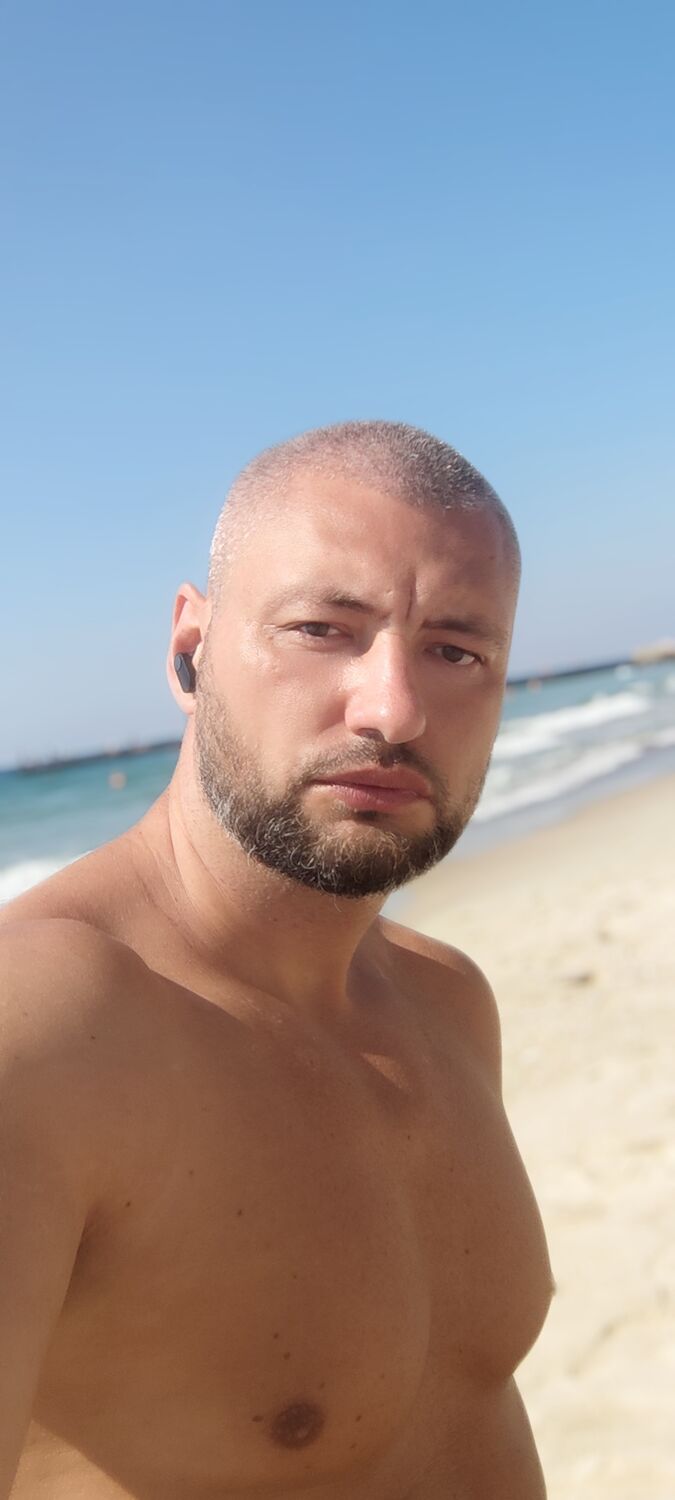  ,   Andrey, 42 ,   ,   , c , 