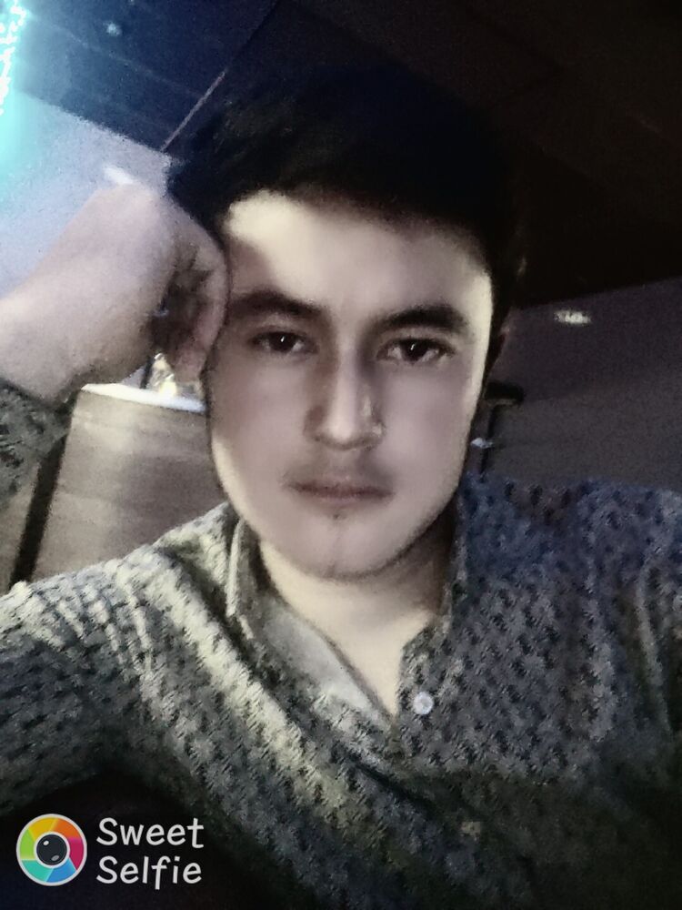  30766020  Ali, 24 ,    -