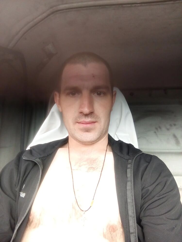  43513790  , 28 ,    