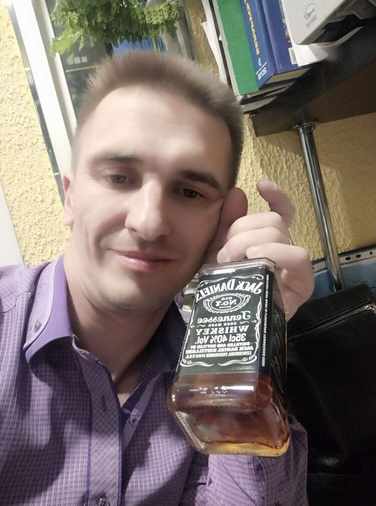  ,   Vitaly, 43 ,   ,   , c 