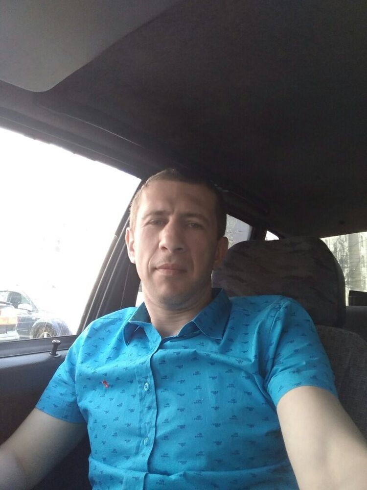  13089630  Sergo, 47 ,    