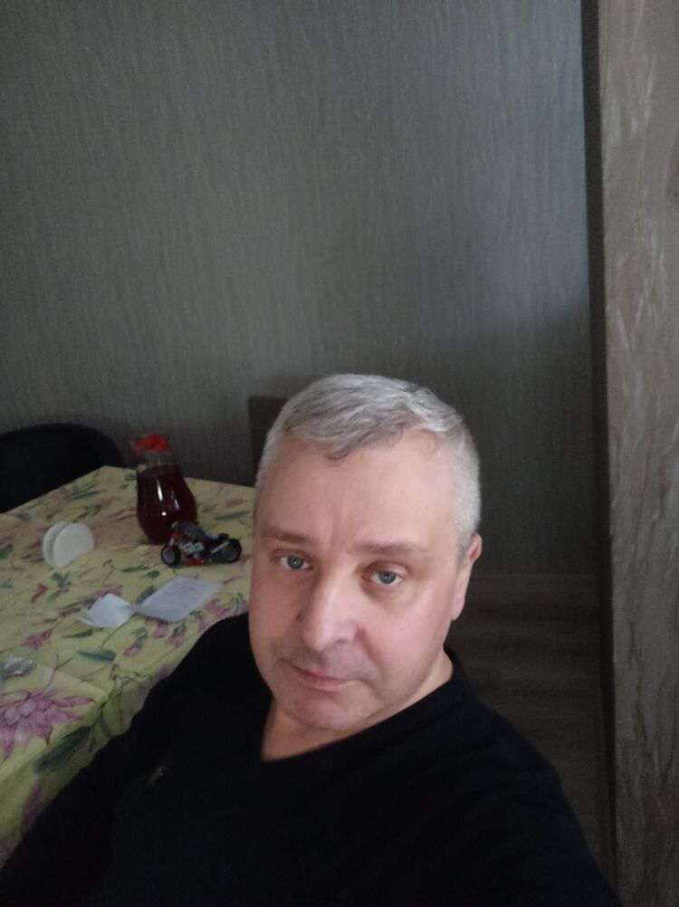  31622020  , 52 ,    