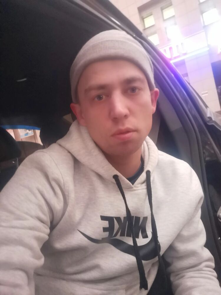  47079240  , 32 ,    