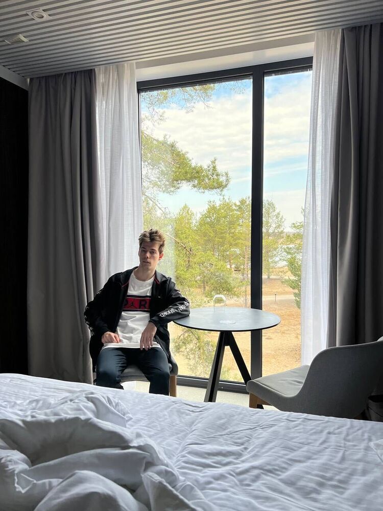 ���� 36928370 ����� ������, 25 ���, ���� ���������� � �����-����������