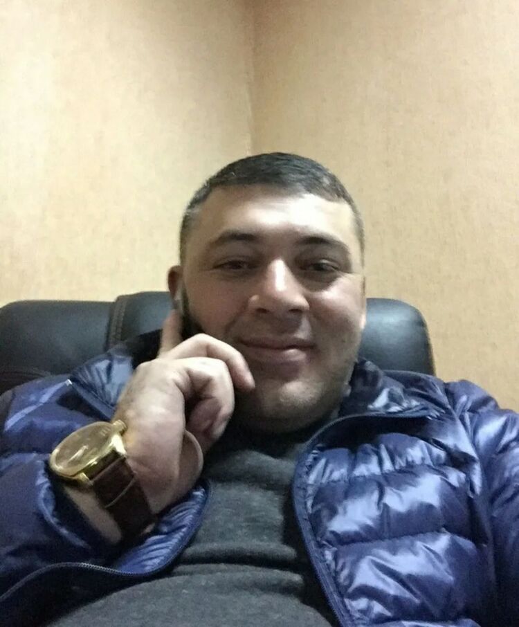  ,   Oskar, 41 ,   ,   