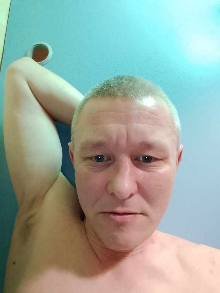  Palais-Bourbon,   , 44 ,   ,   