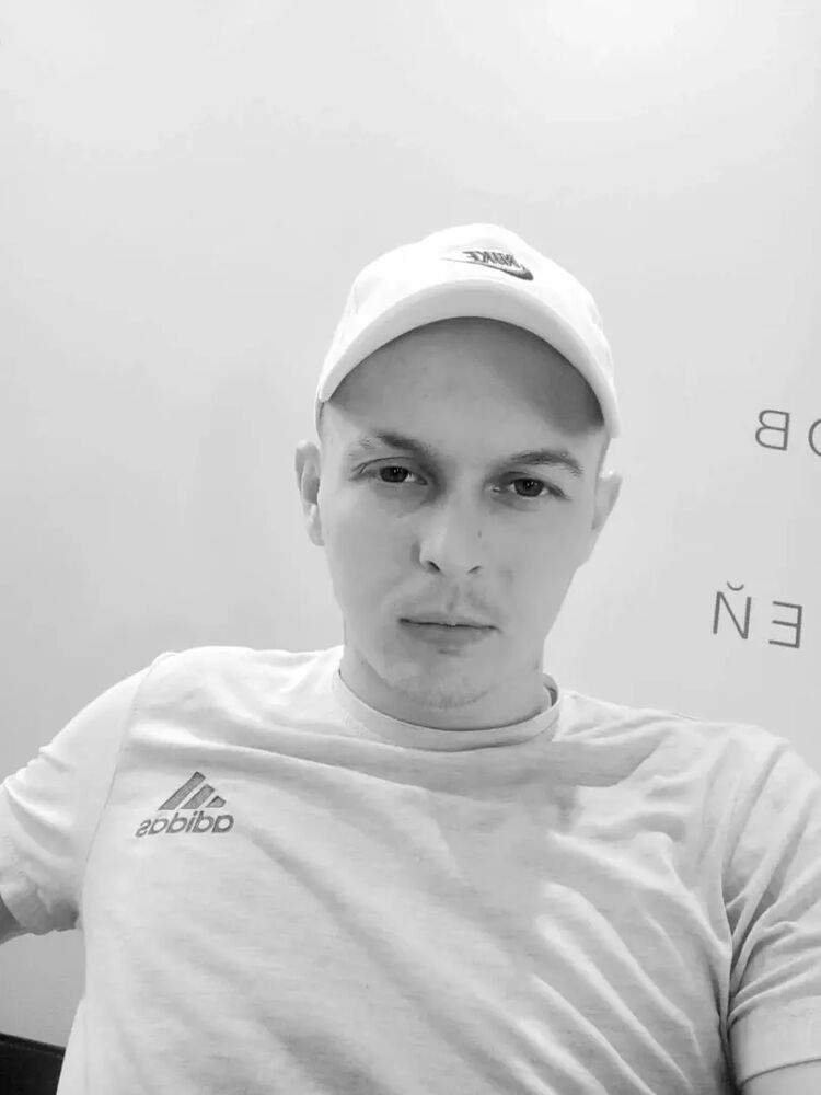  36054220  Vlad, 30 ,     