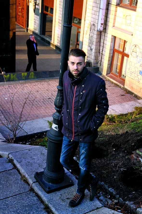  ,   Pol, 35 ,   ,   , c , 