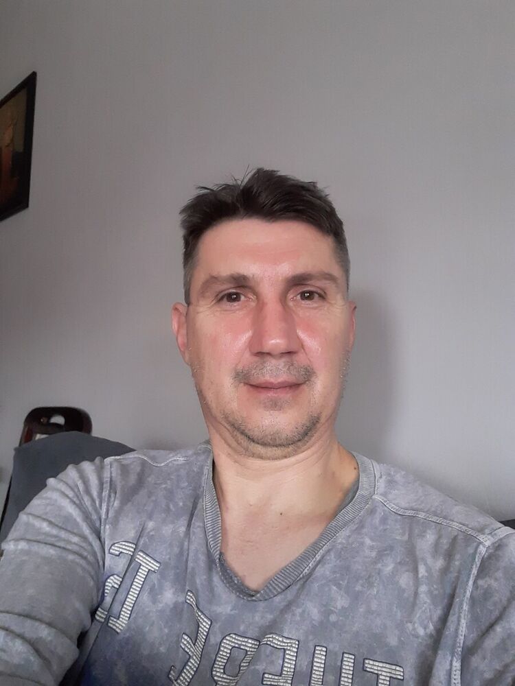  22279060  Vlada, 52 ,    Kraljevo
