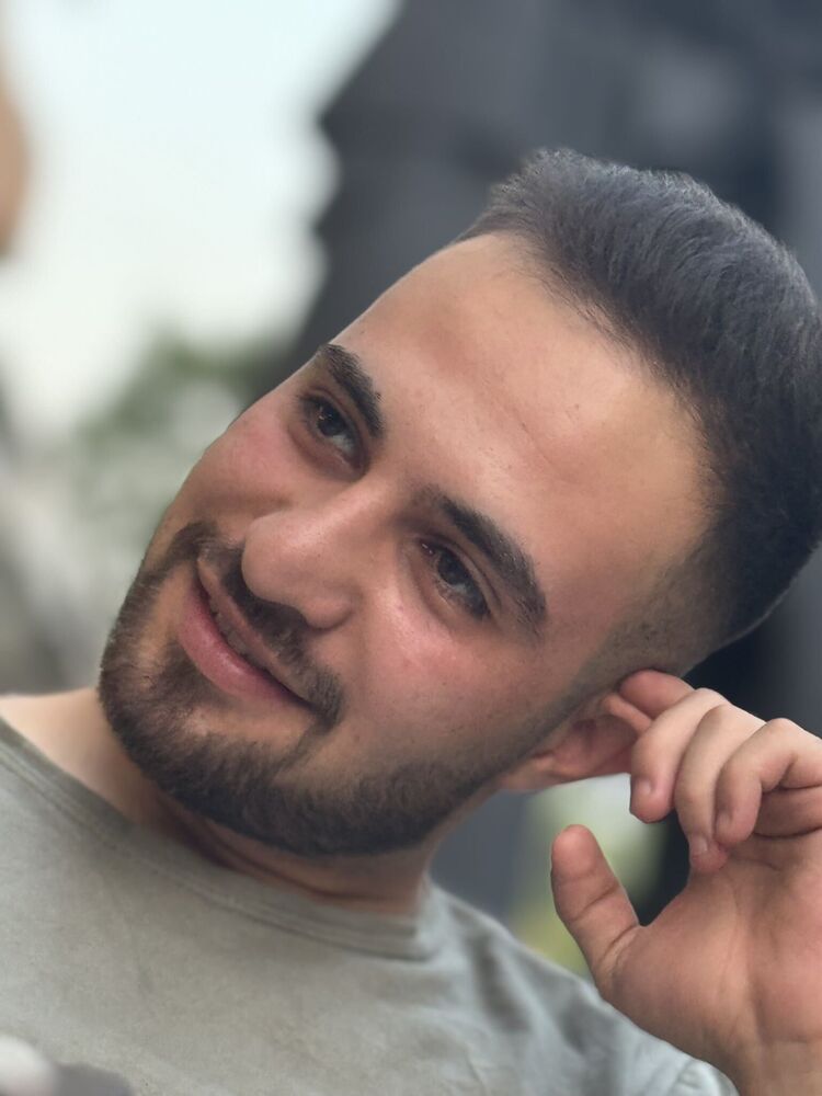  Podgorica,   Eren, 22 ,   ,   
