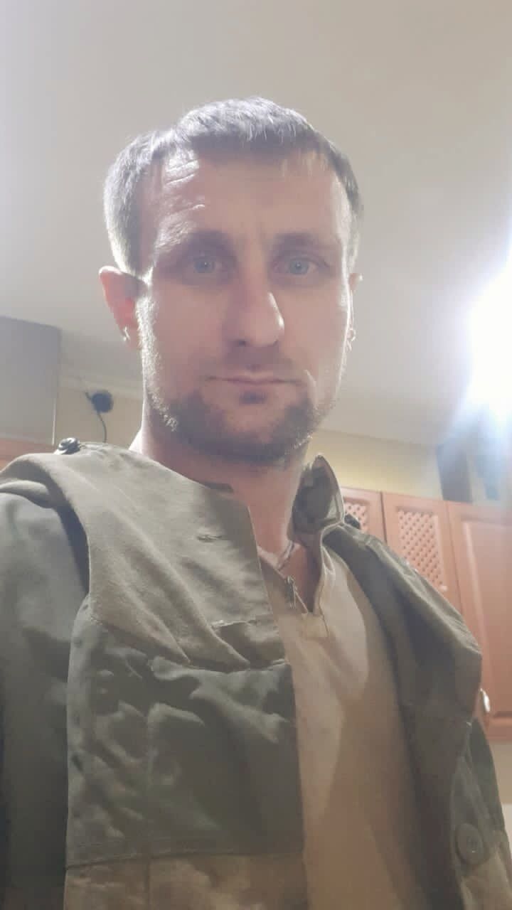  43490680  , 37 ,    