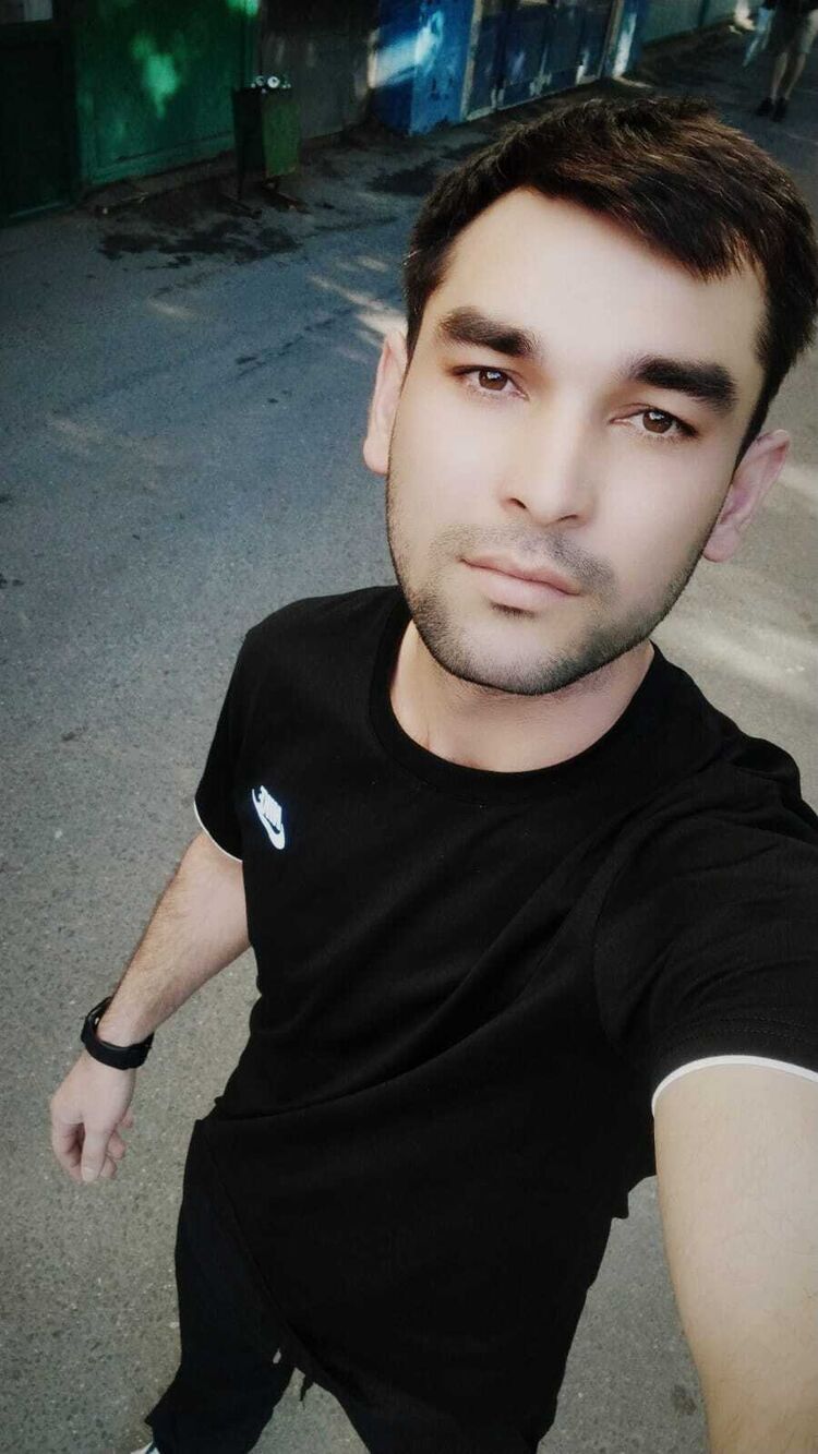  44351910  Raxmatjon, 28 ,    